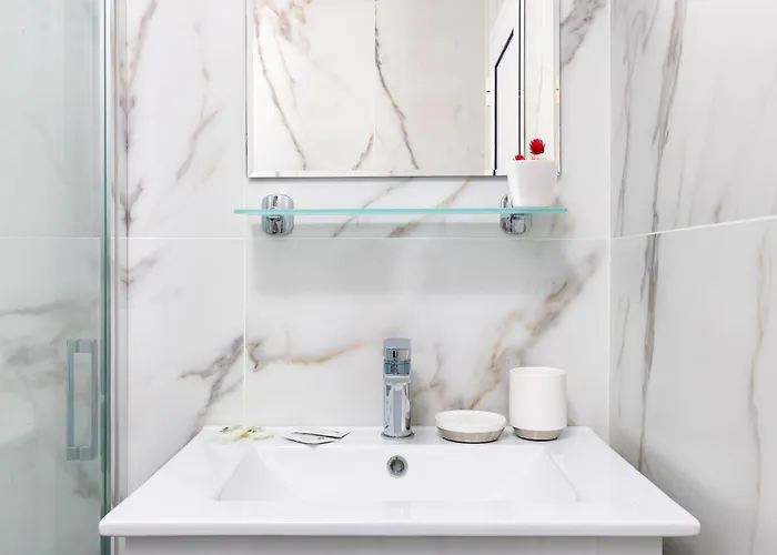 Cozy And Comfortable Northern Apartment, Kapana District, Plovdiv, Center * 普罗夫迪夫